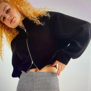 NWT H&M Crop Zippered Sweater Jacket Zip Up Cardigan Black XS and S